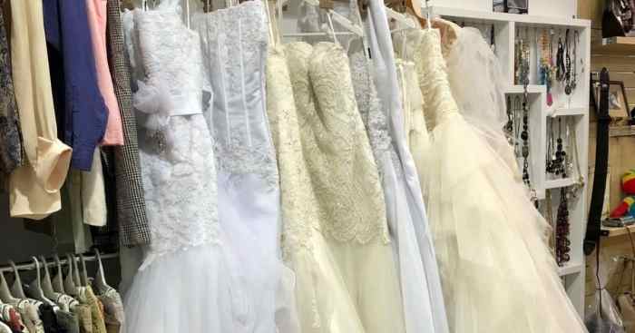 Where to donate wedding dress